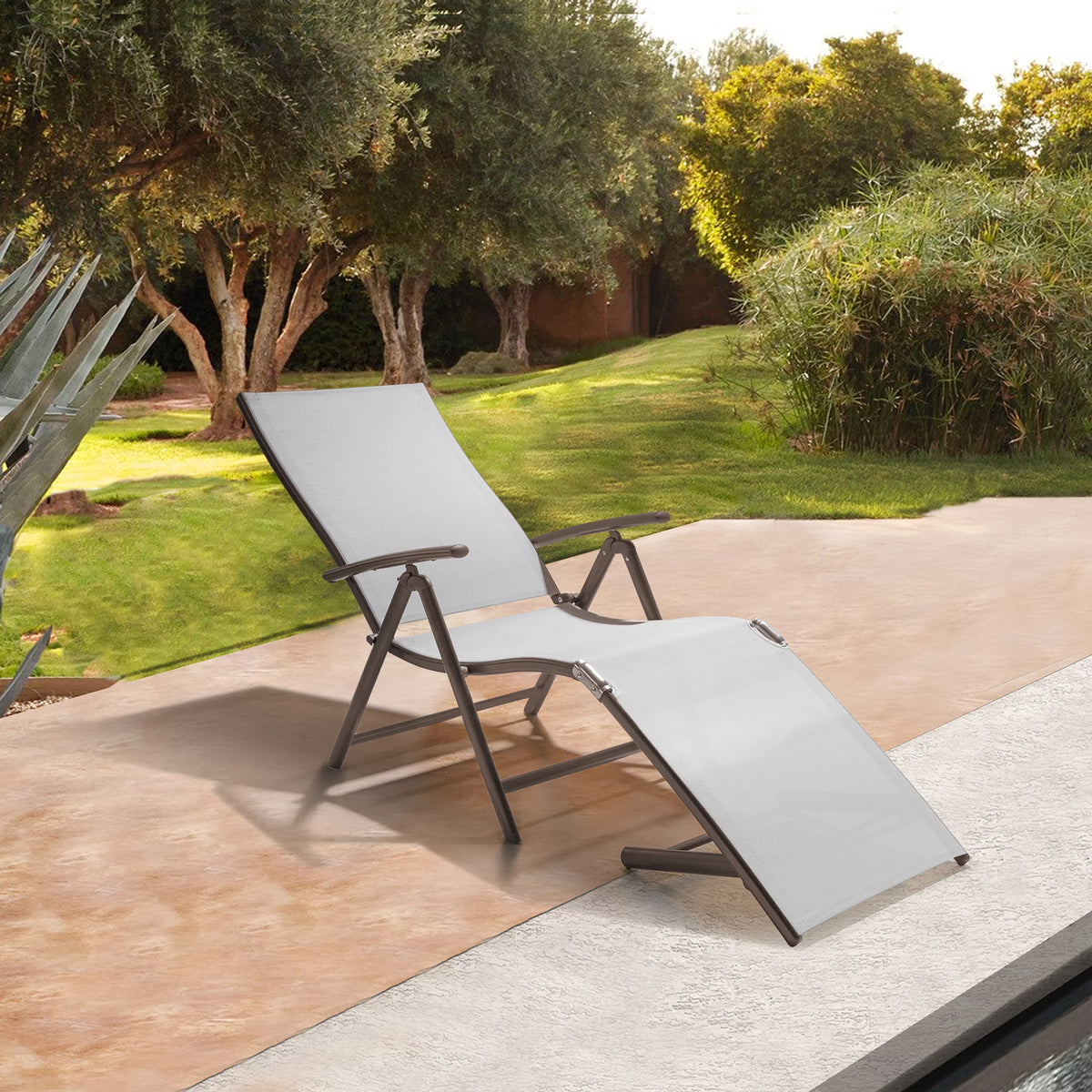 Light Gray Aluminum Outdoor Chaise Lounge I512