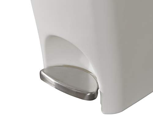White 11.3 Gallon Plastic Step On Trash Can H438481
