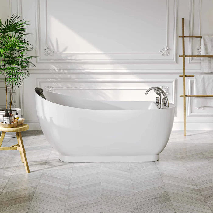 67 Freestanding Oval Acrylic Whirlpool Bathtub with Faucet W90718