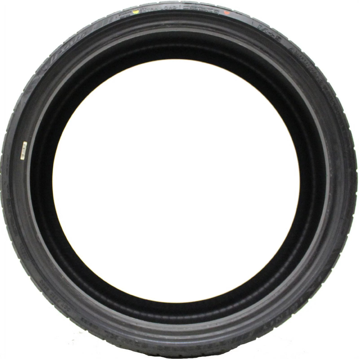 245/35ZR19 97W XL Passenger Tire Y8384