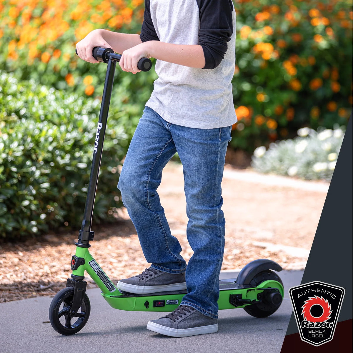 Green Scooter I99121