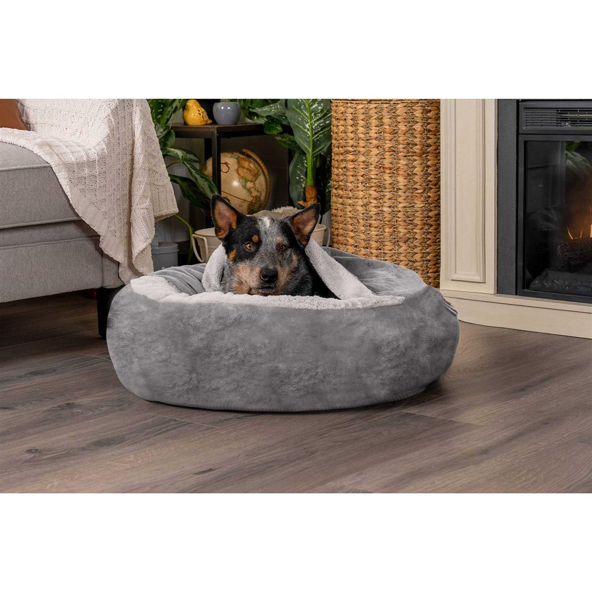 Faux Fur Hooded Donut Bed L165