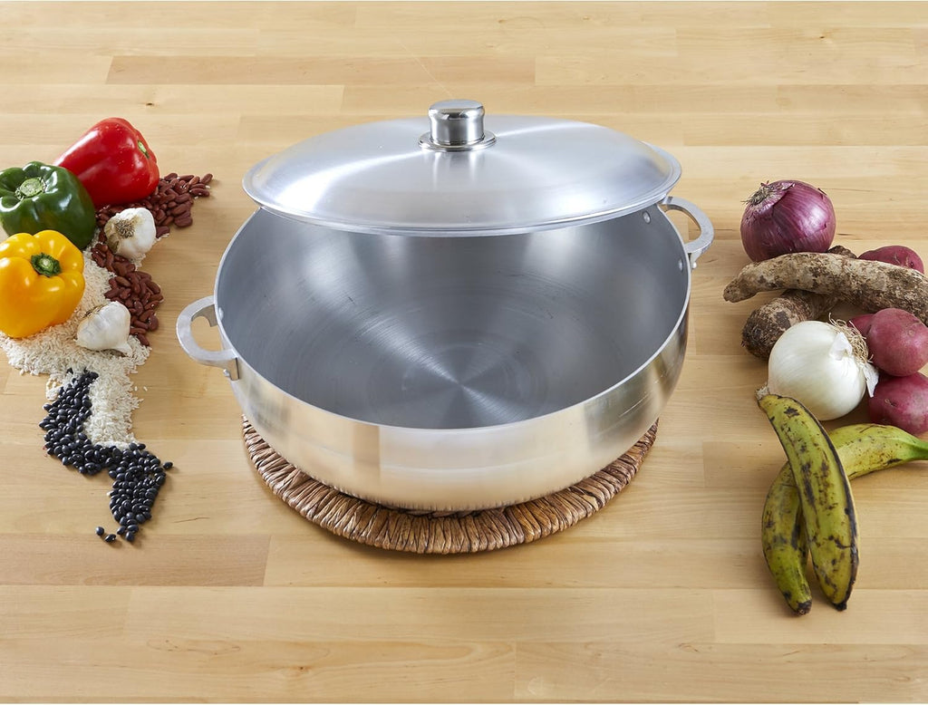 Silver 7.5-Quart Caldero with Lid Q783
