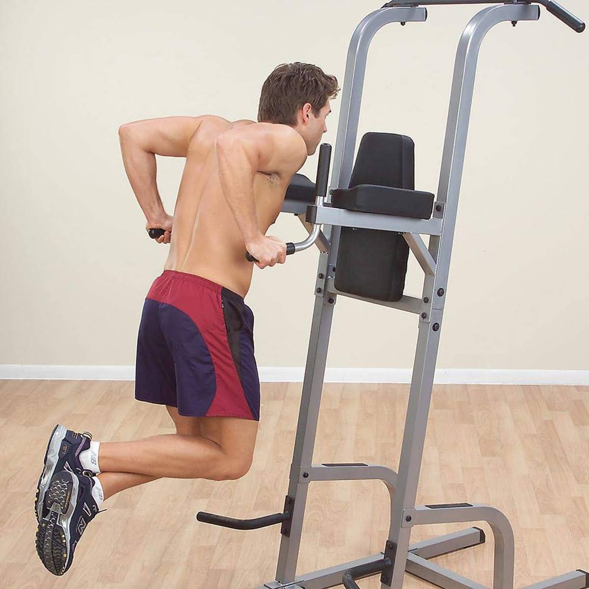 Vertical Knee Raise Dip Pull Up Station G40820