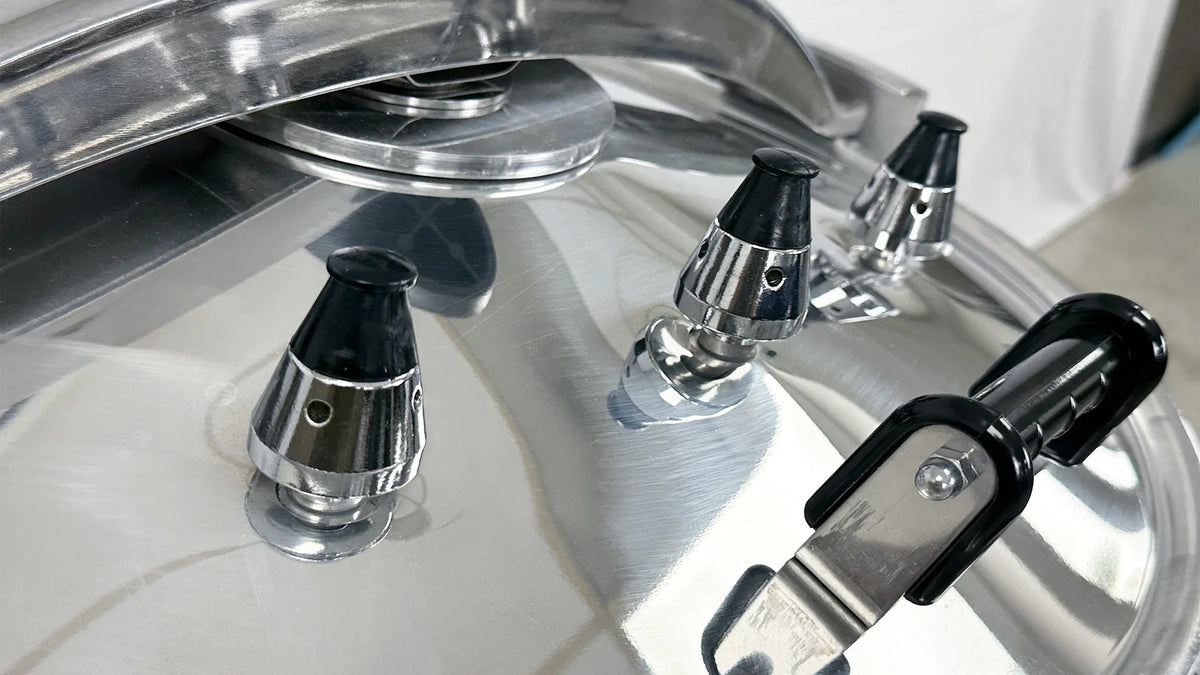 100 QT Aluminum Commercial Pressure Cooker O26693