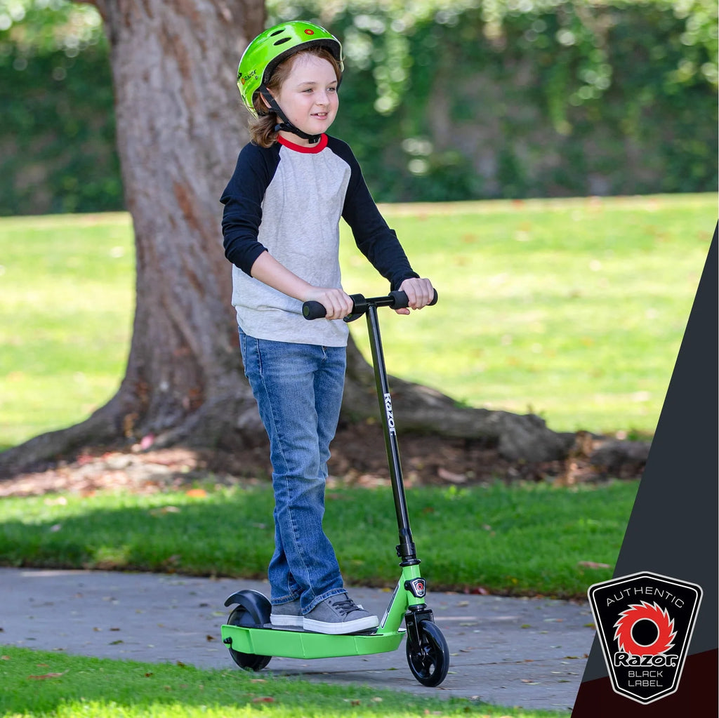 Green Scooter I99121