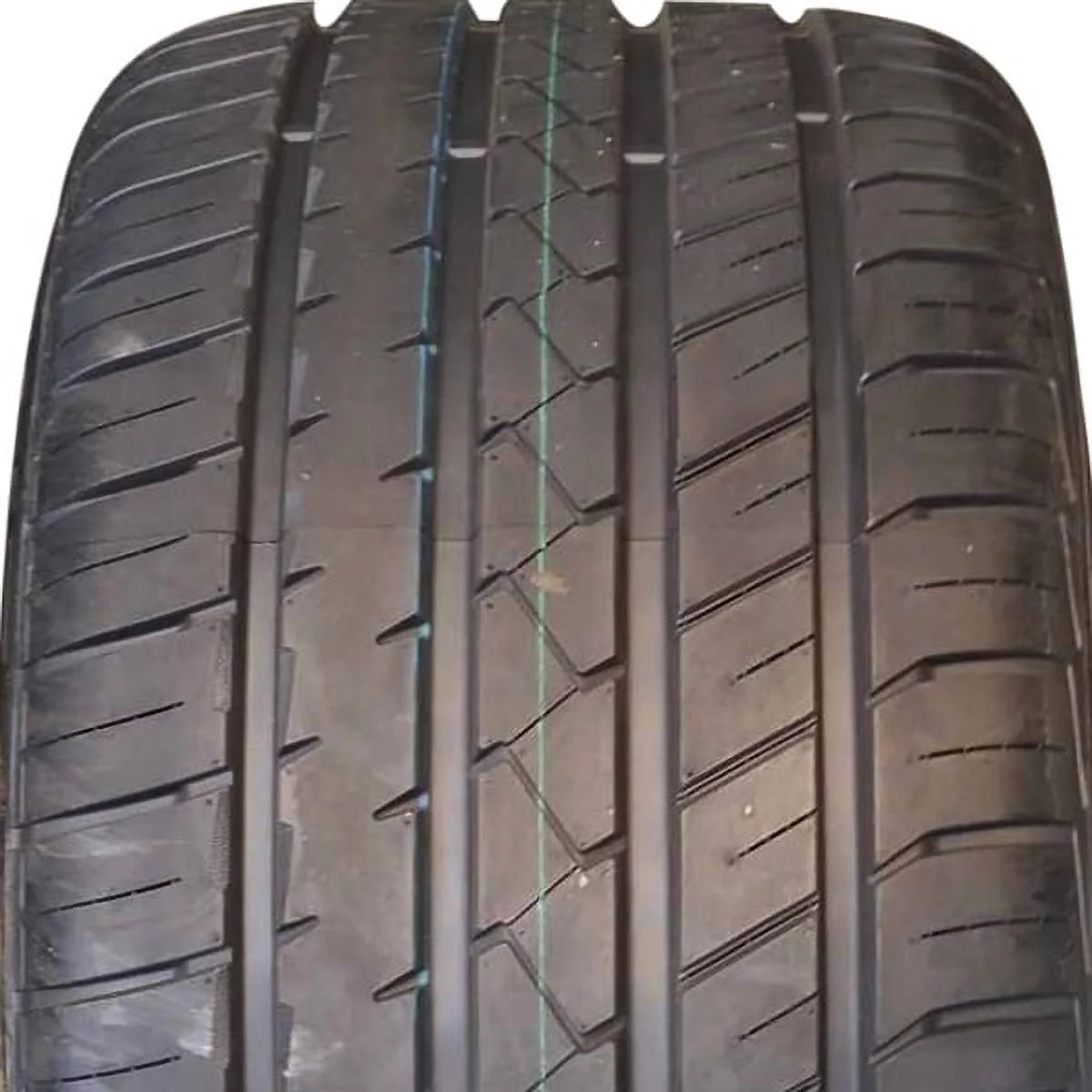 Pair of 2 275/40ZR22 All Season Ultra High Performance Tires H585024